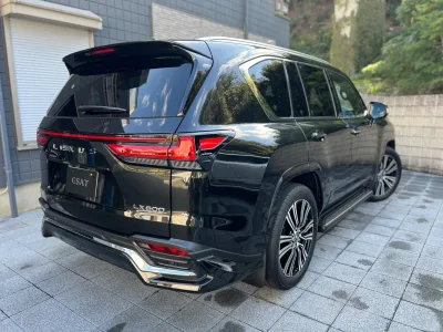 2025 Lexus LX 600 4WD - Ultimate Luxury & Power in Black (No.J0961017) for export from Japan