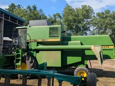 John Deere 1188 Hydro/4 Combine Harvester (No.J0996) for export from Japan
