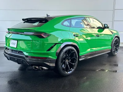 2025 Lamborghini Urus Performante: The Pinnacle of Luxury and Performance (No.960968) for export from Japan