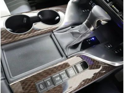 2023 Lexus LX600 EXECUTIVE Sonic Quartz 4 Seater for export from Japan