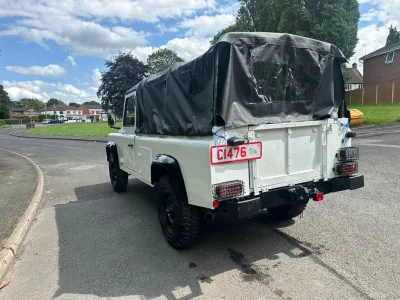 LANDROVER DEFENDER 110 (No.J0757) for export from Japan