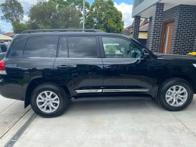 2021 Toyota Landcruiser Sahara LC200 Horizon (No.480518) for export from Japan