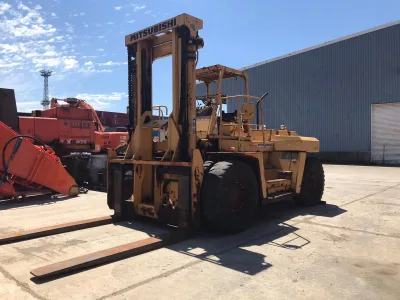 Mitsubishi FD200 20-ton Diesel Forklift ( Made in Japan) (No.780606) for export from Japan