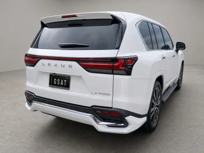 2026 Lexus LX 700h 4WD / Rear Entertainment, Mark Levinson & Modellista for export from Japan