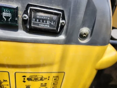 KOMATSU PC10UU-5 MINI EXCAVATOR for export from Japan