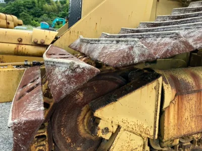  CATERPILLAR D5H BULLDOZER for export from Japan