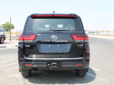 2026 Toyota Land Cruiser 300 VXR-Z Exclusive 3.3L Diesel 4WD for export from Japan