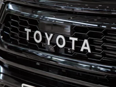 2022 RHD Toyota Hilux GR Sport double cab ( Pickup ) Rocco 2.8 automatic 4×4 (No.560460) for export from Japan