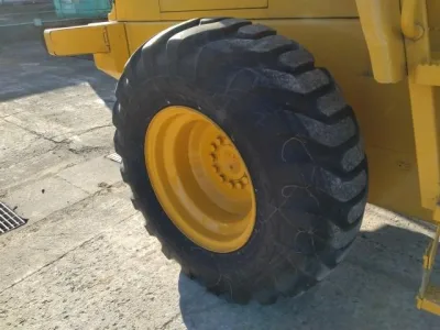 Komatsu WA200-3E Wheel Loader for export from Japan