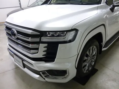 2025 TOYOTA LAND CRUISER LC300 ZX 4WD | MODELLISTA AERO for export from Japan
