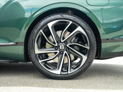 2026 Bentley Continental GTC 4.0 V8 Plug-in Hybrid for export from Japan