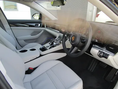 2022 Porsche Panamera 2.9 PDK Panoramic Sunroof (Jet Black Metallic) (No.J0576) for export from Japan