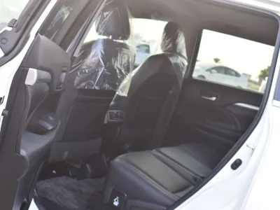 2019 Toyota kluger push start (No.830771) for export from Japan