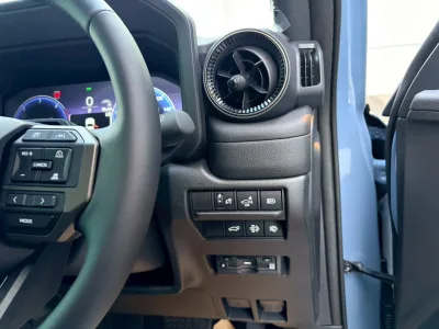 2026 Toyota Land Cruiser 250 2.8 ZX Diesel Turbo 4WD (Blue) for export from Japan