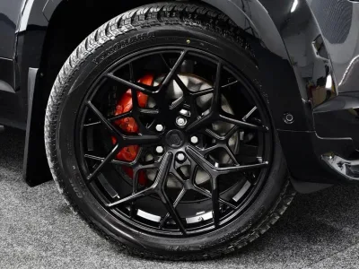 2025 Land Rover Defender 110 V8 X URBAN WIDETRACK for export from Japan