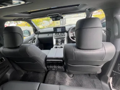 2022 Toyota LandCruiser 300 LC300 GR Sport (No.J0457) for export from Japan