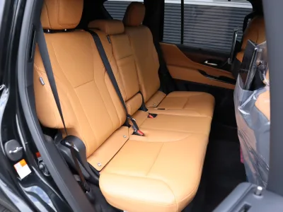 2026 Lexus LX 700h 4WD / Modellista, Mark Levinson & Rear Entertainment JDM for export from Japan
