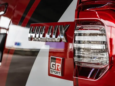 2022 RHD Toyota Hilux GR Sport double cab ( Pickup ) 2.8 automatic 4×4 (No.560461) for export from Japan