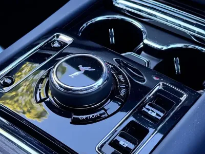 2025 Rolls-Royce Spectre: The Epitome of Luxury and Innovation (No.960966) for export from Japan