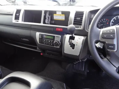 2025 Toyota Hiace 2.7 GL Long (No.960810) for export from Japan
