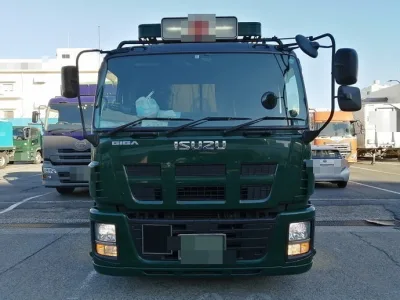 2011 Isuzu Giga large tractor head LKG-EXD52AD (No.920788) for export from Japan