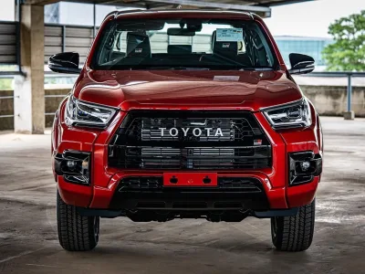 2022 RHD Toyota Hilux GR Sport double cab ( Pickup ) 2.8 automatic 4×4 (No.560461) for export from Japan
