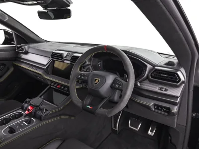 2026 Lamborghini Urus SE 4WD RHD - Nero Helene for export from Japan