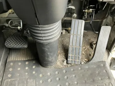 2008 IZUSU GIGA PDG-EXD52D8 Tractor Head (No.920752)