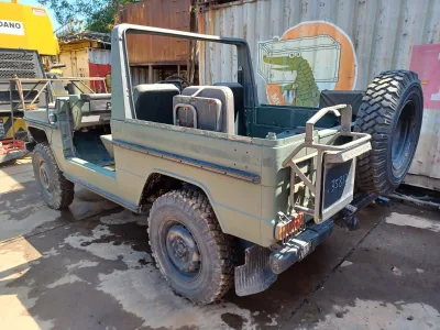 1985 Mercedes Benz W461 240GD 4×4 off Road (Original paint) Wagon (No.J0814) for export from Japan