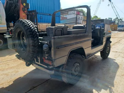 1985 Mercedes Benz W461 240GD 4×4 off A/T Road Wagon (No.J0812)
