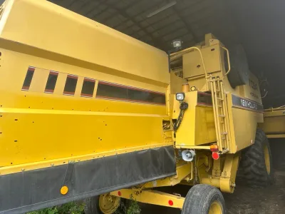 1995 NEW-HOLLAND TC54 (No.J0930)