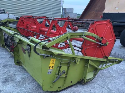 1998 CLAAS MEGA 204 DOMINATOR Harvester for export from Japan