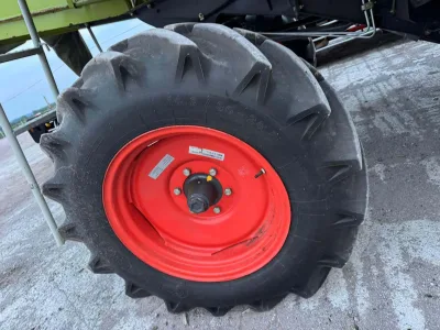 1998 CLAAS MEGA 204 DOMINATOR Harvester