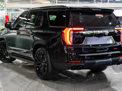 2026 GMC Yukon Denali Black-Out Edition 6.2L V8 4x4 for export from Japan