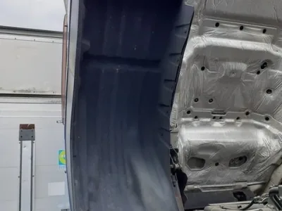 2016 Isuzu Giga large Aluminium wing body truck QPG-CYL77B (No.920772) for export from Japan