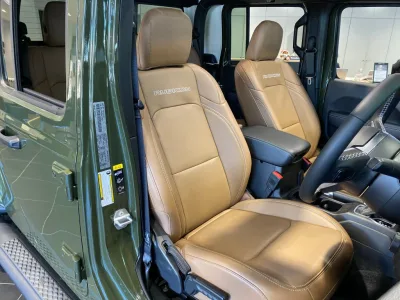 2022 GLADIATOR Rubicon 5 Seater SUV (No.840761) for export from Japan
