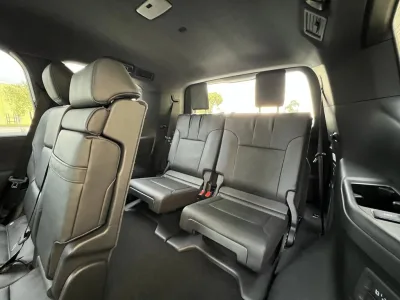 2025 Toyota Land Cruiser LC300 Sahara (No.J0512) for export from Japan
