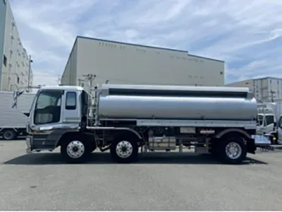 2015 ISUZU GIGA KL-CYG23Y Tanker truck (No.J0753) for export from Japan
