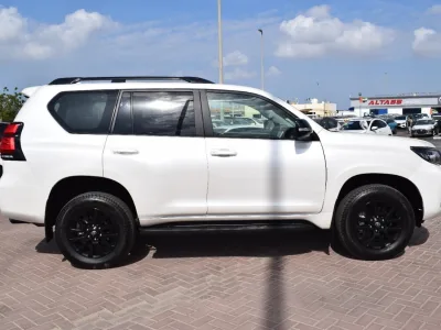 2022 Toyota Prado Petrol full option White (No.830782) for export from Japan