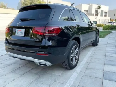 2020 Mercedes-Benz GLC 300 SUV (2.0L inline-4 turbo engine) Left Hand Model (No.680649) for export from Japan