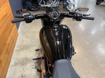 2025 Harley-Davidson Breakout 117 for export from Japan
