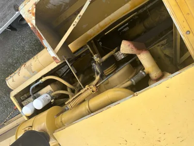 NEW HOLLAND TX30 (HST HYDRAULIC CONTROL) COMBINE HARVESTER (No.J0820) for export from Japan