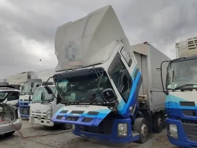 2011 Isuzu Giga large Aluminum Wing LKG-CYJ77A used truck (No.920773) for export from Japan