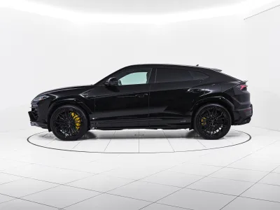 2026 Lamborghini Urus SE 4WD RHD - Nero Helene for export from Japan