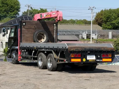  2001 NISSAN DIESEL CONDOR 3-STAGE CRANE TRUCK for export from Japan