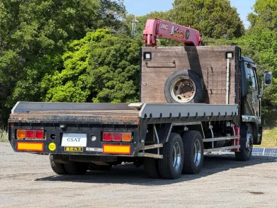  2001 NISSAN DIESEL CONDOR 3-STAGE CRANE TRUCK for export from Japan