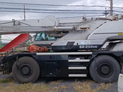 2002 KATO KR-25H-V5 (SR250) 25TON Rough Terrain Crane (No.J0790)