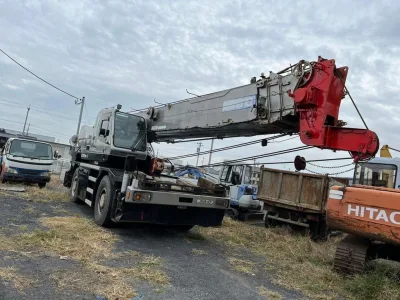 2002 KATO KR-25H-V5 (SR250) 25TON Rough Terrain Crane (No.J0790)