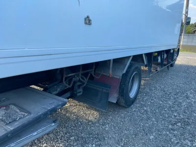 2003 Mitsubishi Fuso Fighter 4000kg Freezer Truck (No.J0758)