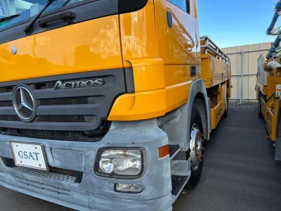 2004 Mercedes-Benz Concrete  Putzmeister 300M (No.J0902)